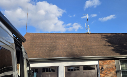 Good antenna placement on a ridge or rooftop
